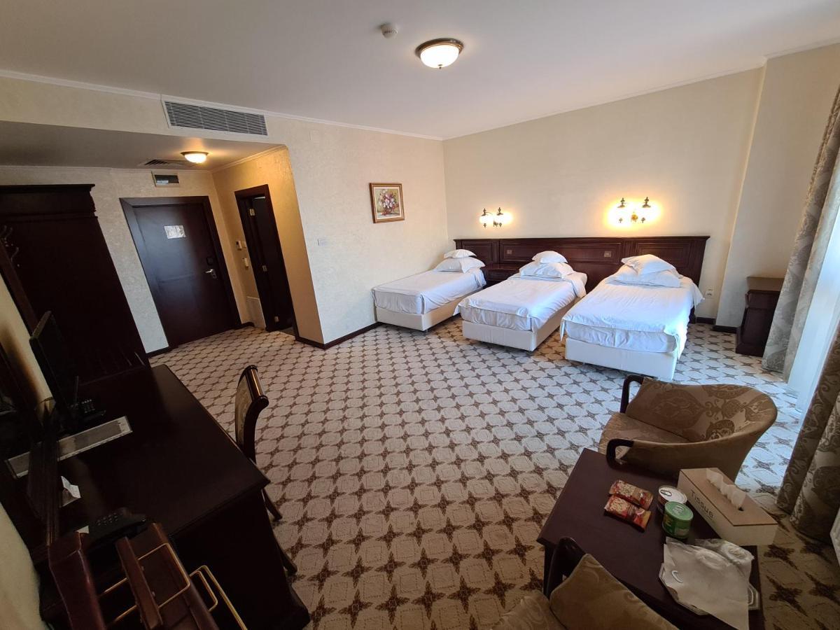 Hotel Golden House Craiova Exteriér fotografie