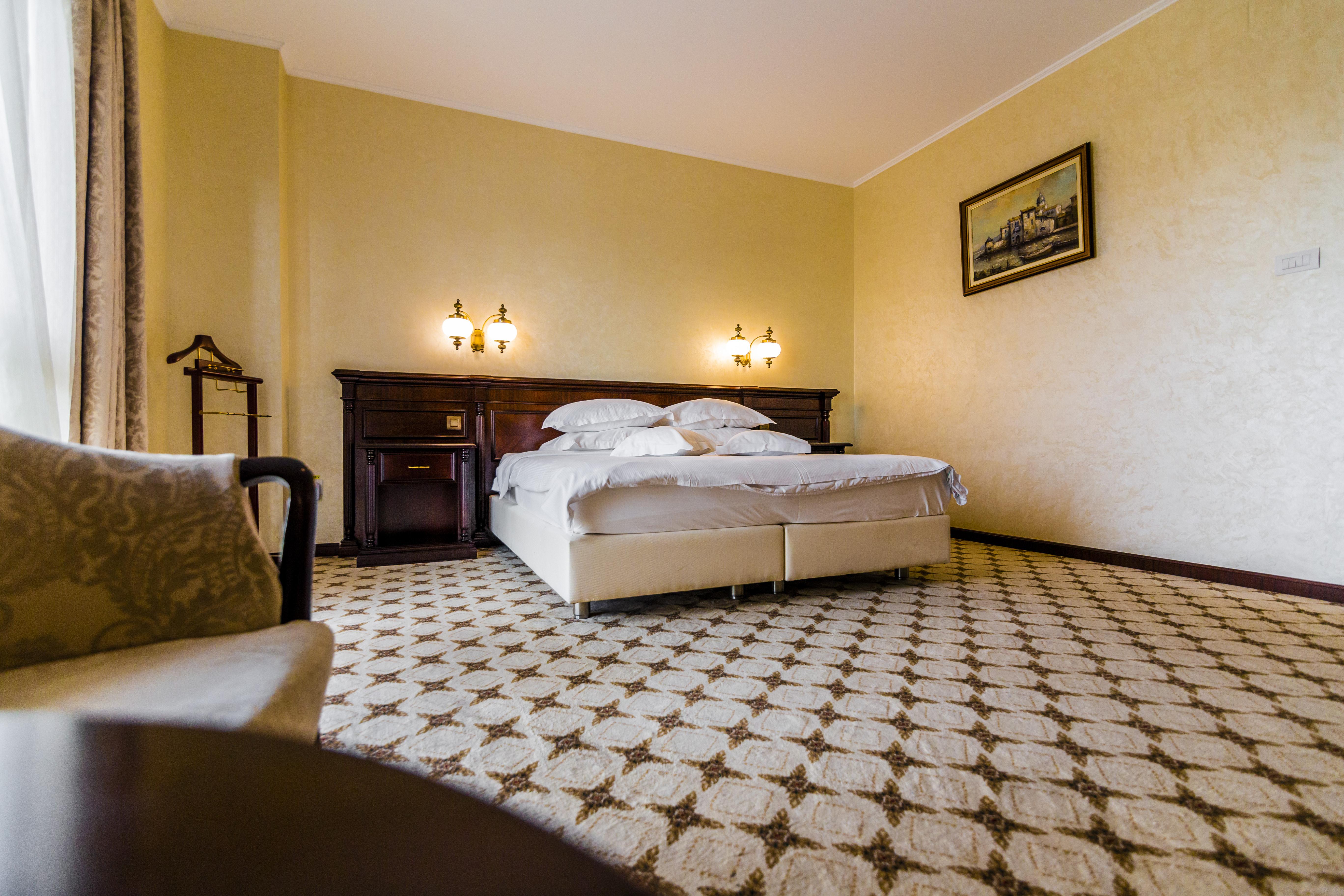 Hotel Golden House Craiova Exteriér fotografie