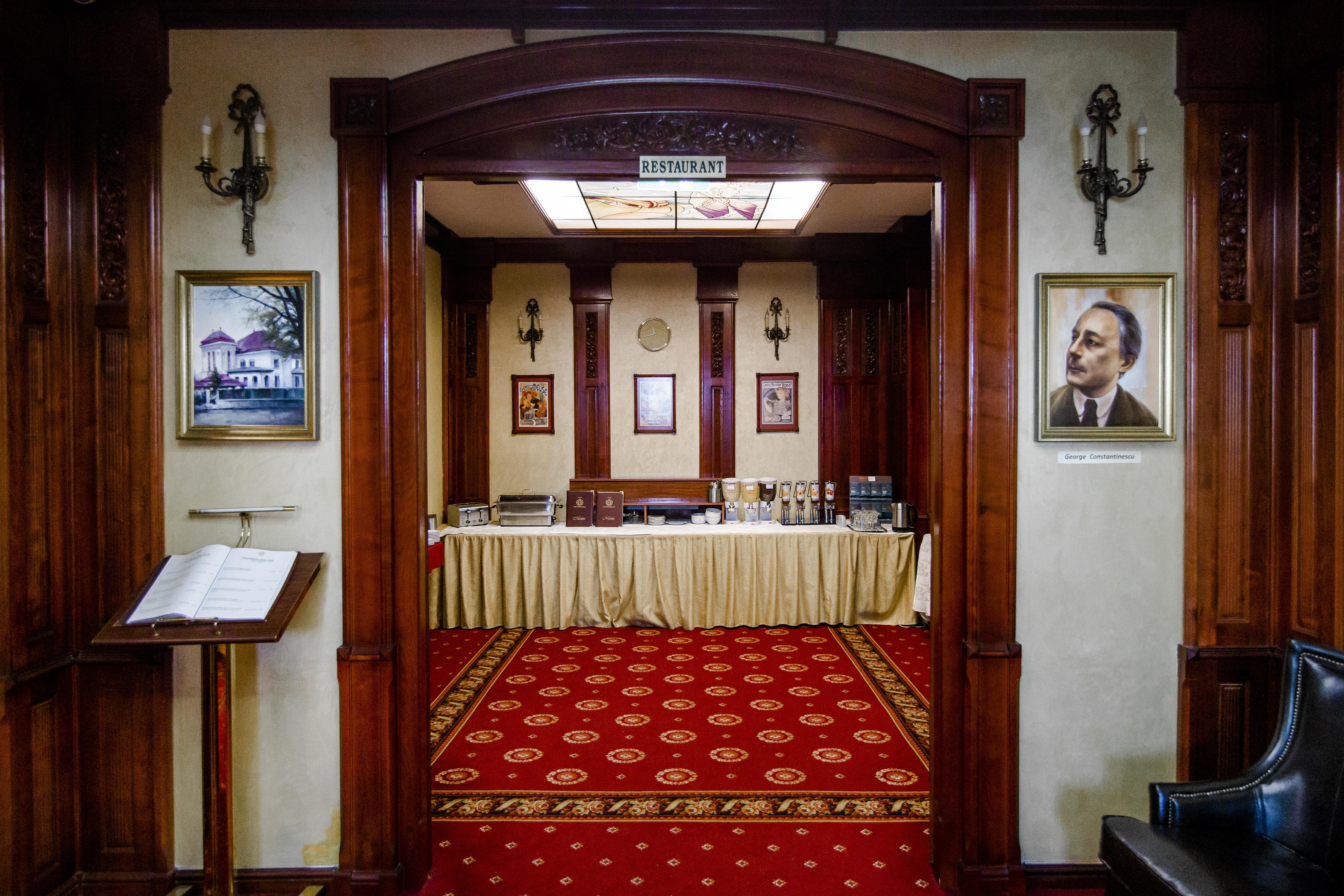 Hotel Golden House Craiova Exteriér fotografie