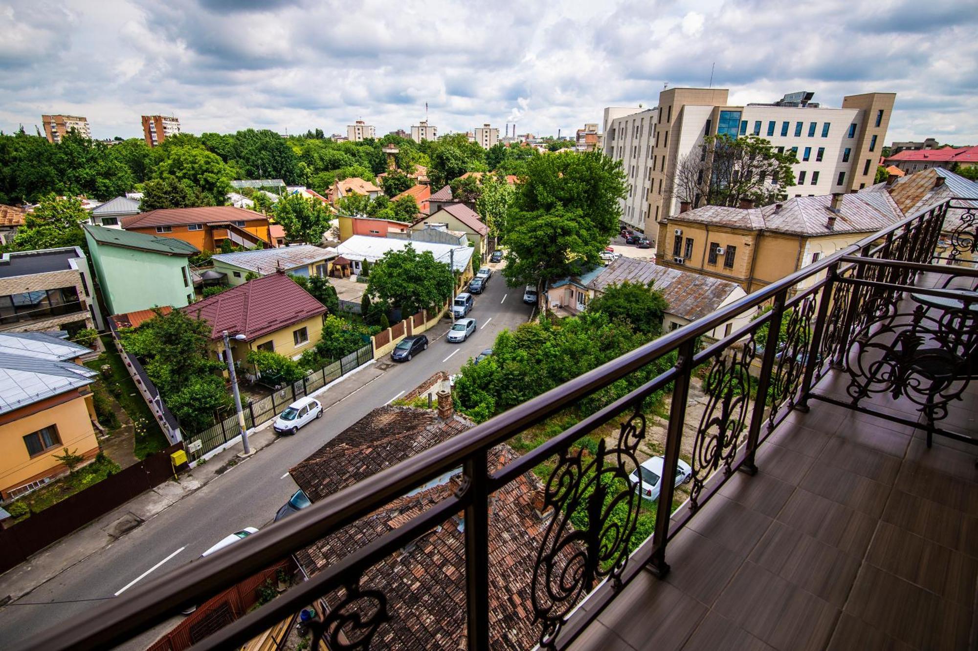 Hotel Golden House Craiova Pokoj fotografie